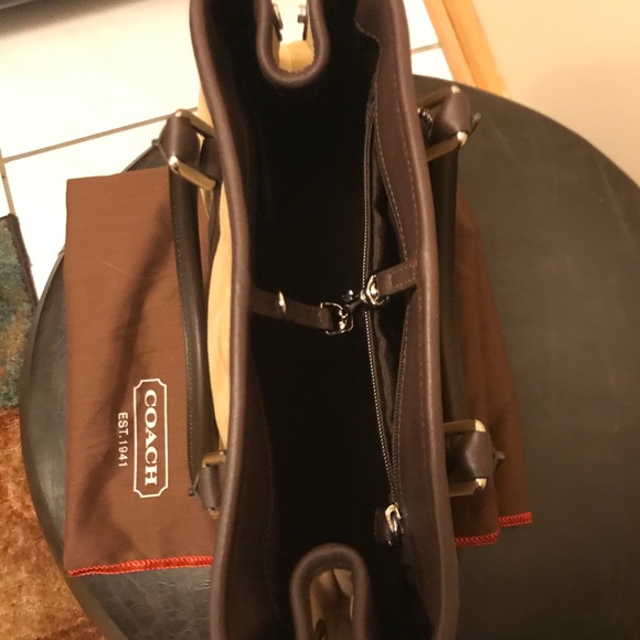 Coach Bag - Picture 4 of 5